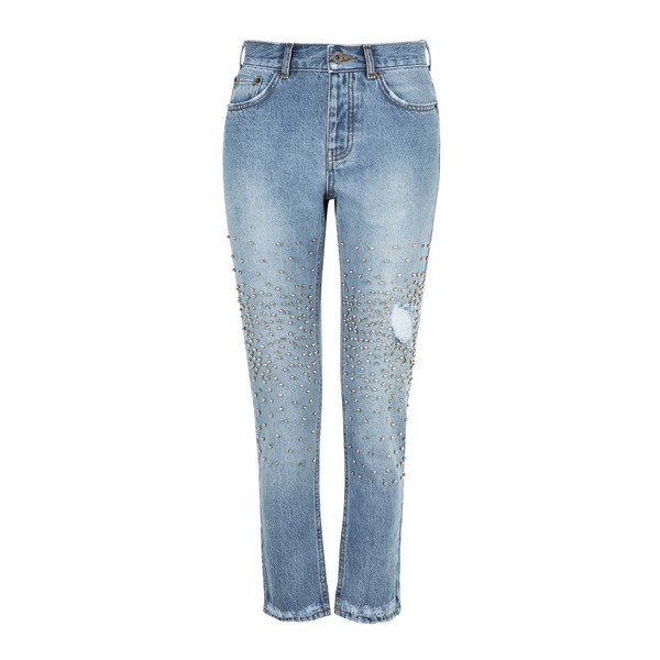 Pull & Bear Launches Its New Party Collection , Full of Details for Casual , Fun Nights Out
